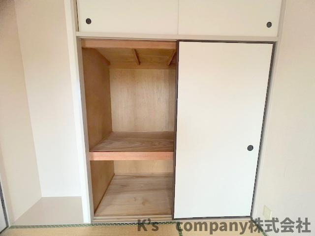 茅ヶ崎市高田1丁目　アルカディア茅ヶ崎Bの収納|和室６帖の収納スペース◇来客用の布団などの保管に便利です◇