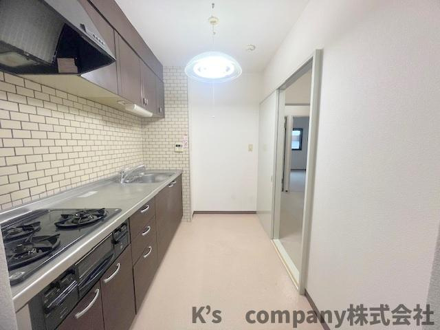 茅ヶ崎市高田1丁目　アルカディア茅ヶ崎Bのキッチン|独立型キッチンスペース◇お料理に集中できます◇