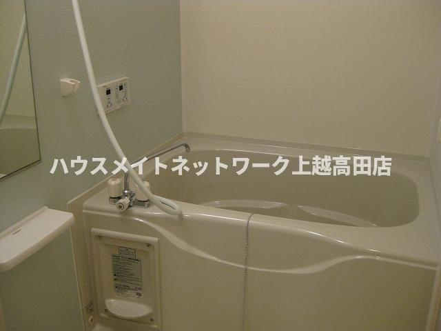 ミドルビレッジヒロ７Ａの浴室|バス