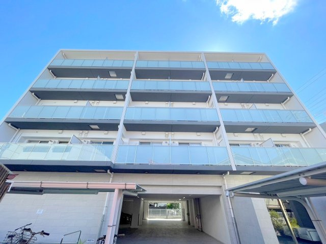 スプランディッド新大阪EASTの外観