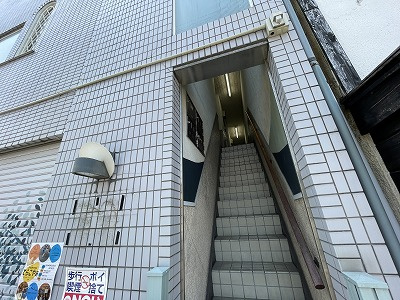 パルセ藍染のエントランス