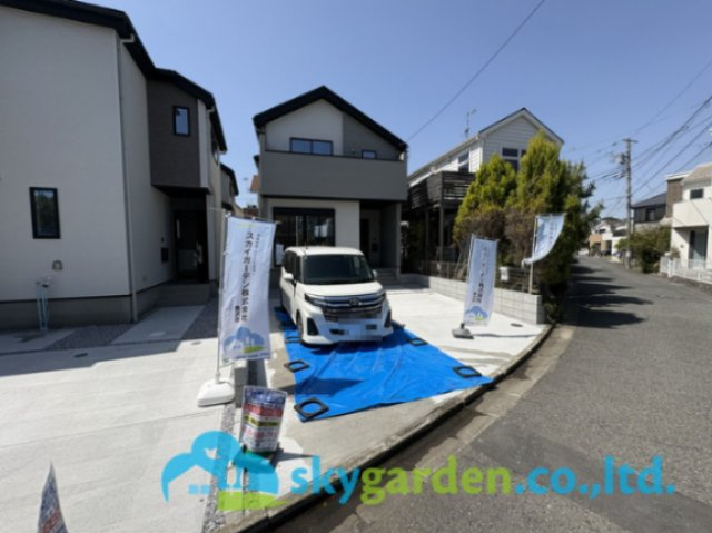 藤沢市片瀬6期　新築戸建　全2棟1号棟の前面道路含む現地写真|前面道路含む現地写真です