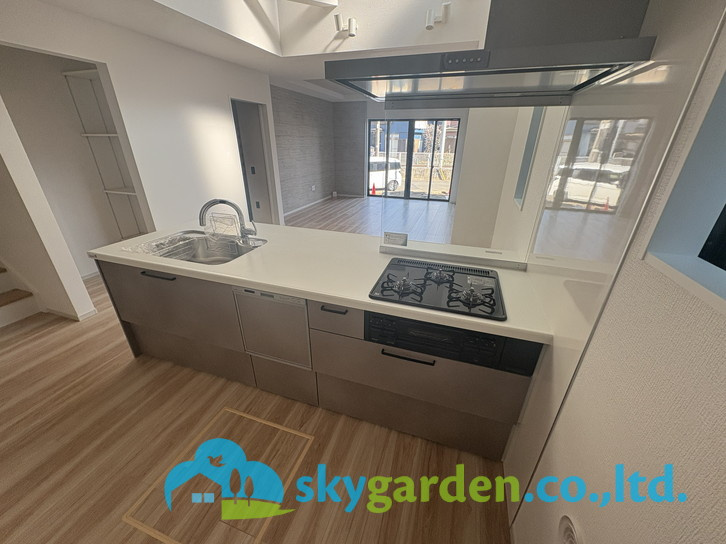 藤沢市片瀬6期　新築戸建　全2棟1号棟のキッチン|キッチンでお料理をお楽しみください