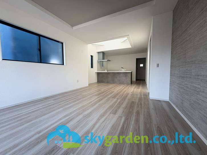 藤沢市片瀬6期　新築戸建　全2棟1号棟の居間・リビング