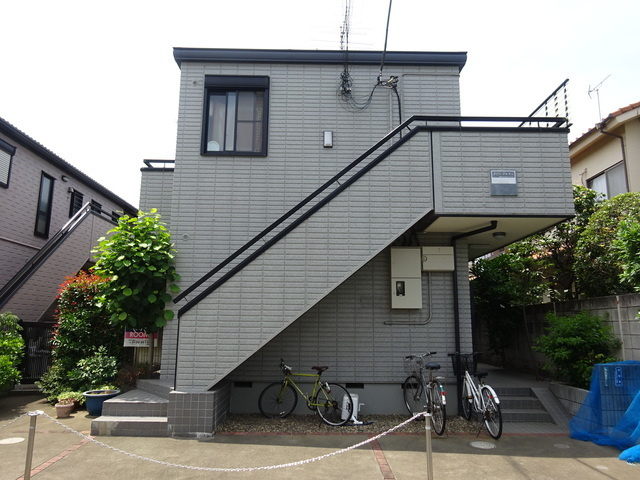 メゾンドルチェのエントランス|★閑静な住宅街★