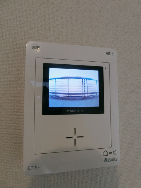 メゾンドルチェのセキュリティ|★安心のモニター付インターホン★