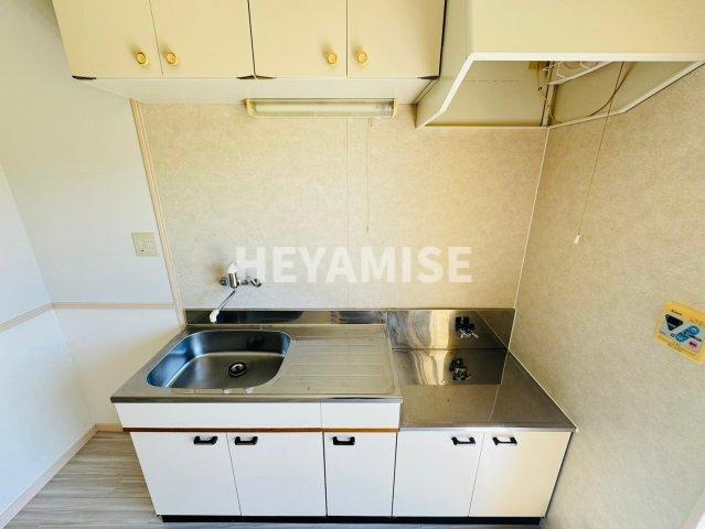 フロンティアB棟のキッチン|※同物件同室タイプの写真でございます※現況を優先します※