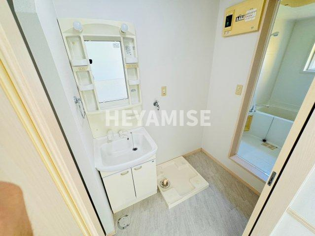 フロンティアB棟の洗面所|※同物件同室タイプの写真でございます※現況を優先します※