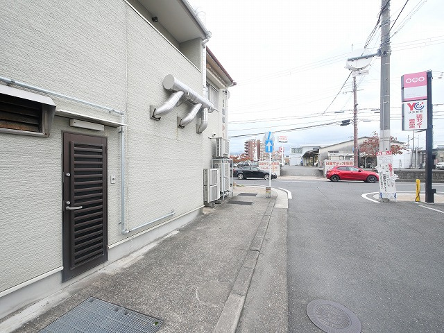 三条添川町店舗の外観