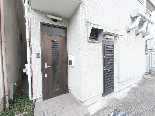 三条添川町店舗の外観