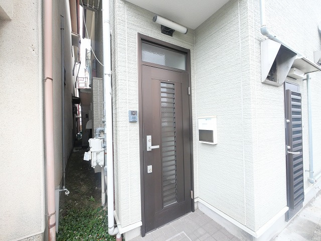 三条添川町店舗の外観