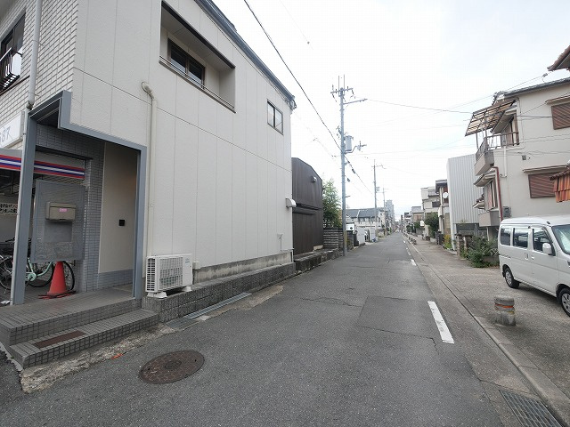 三条添川町店舗の外観