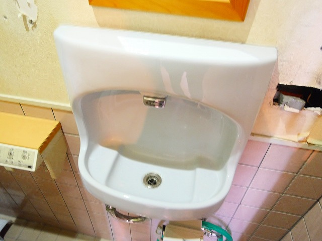 三条添川町店舗の内装