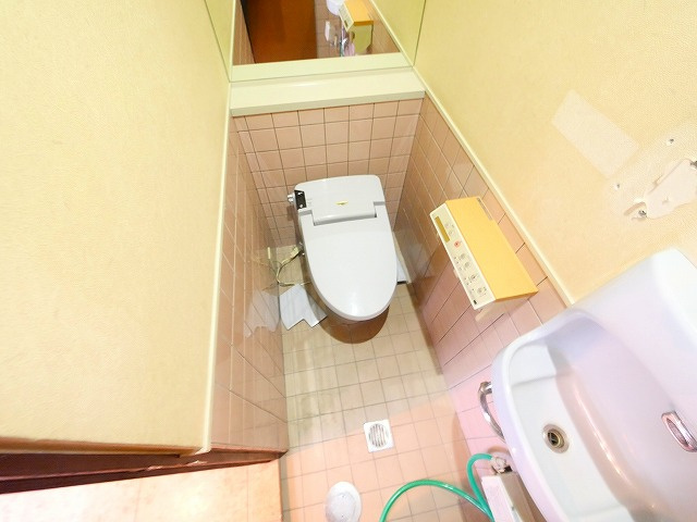 三条添川町店舗の内装