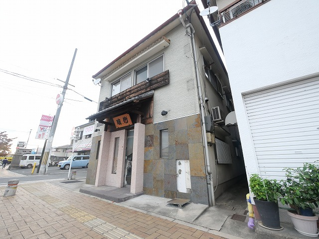 三条添川町店舗の外観