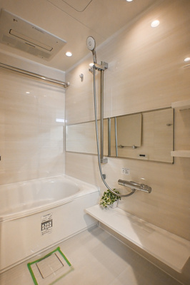 【浴室】 | ジェイパーク文京白山 | 落ち着いた空間のお風呂です