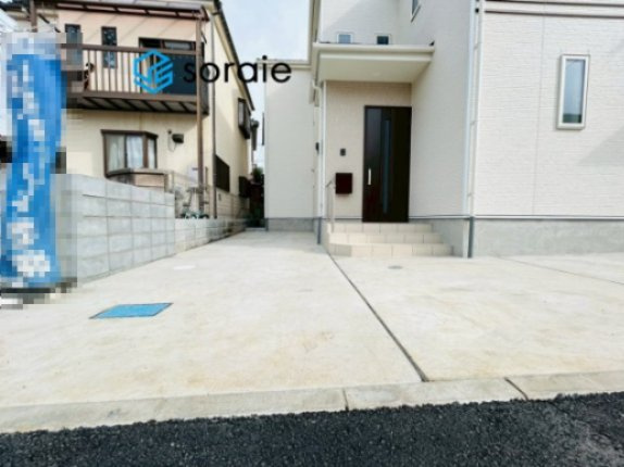 入間小谷田22期　新築戸建て　ハートフルタウンの駐車場|令和8年4月24日撮影。