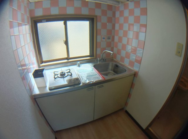 コンパクトで使いやすいキッチンです