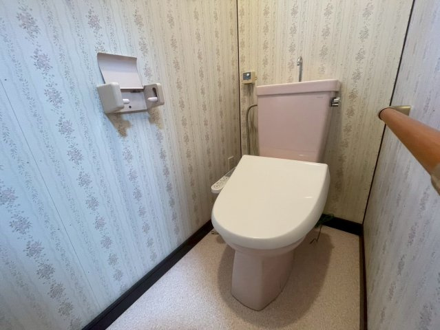 興津5-18-12貸家のエントランス