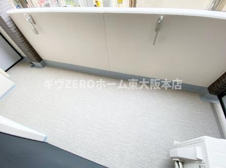シャテーニュ上本町のバルコニー