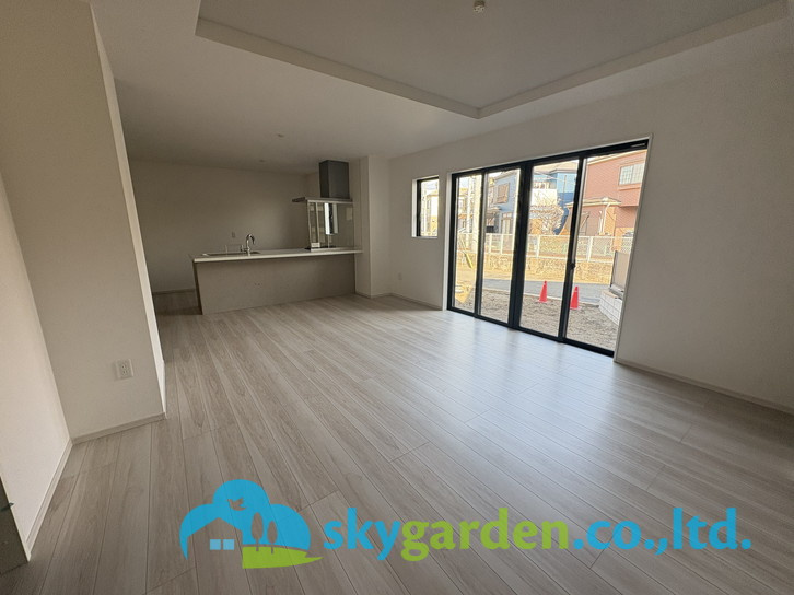 藤沢市片瀬6期　新築戸建　全2棟2号棟の居間・リビング