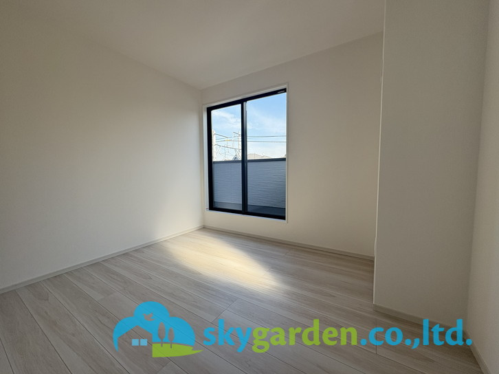 藤沢市片瀬6期　新築戸建　全2棟2号棟の洋室|コンパクトで使いやすい洋室です