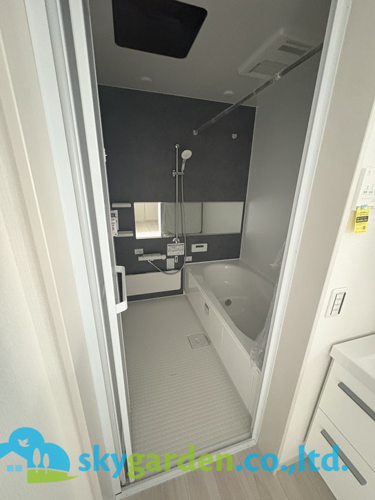 藤沢市片瀬6期　新築戸建　全2棟2号棟の浴室|ゆっくりくつろげるキッチンです。