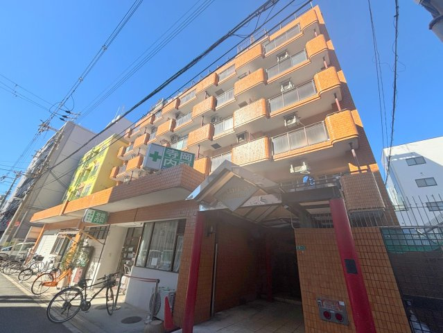 PALMIZIO東三国の外観