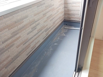 【バルコニー】 | ベーネ・ファミリア