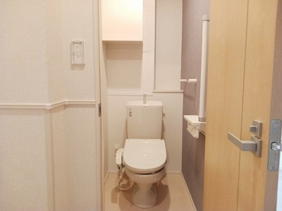 【トイレ】 | ベーネ・ファミリア