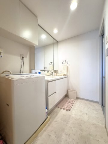 アルファパーク栗林駅南の洗面所