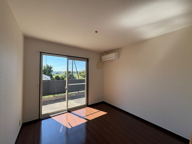 スカイヴィレッジ城南A棟の居間・リビング|※同タイプの部屋写真です