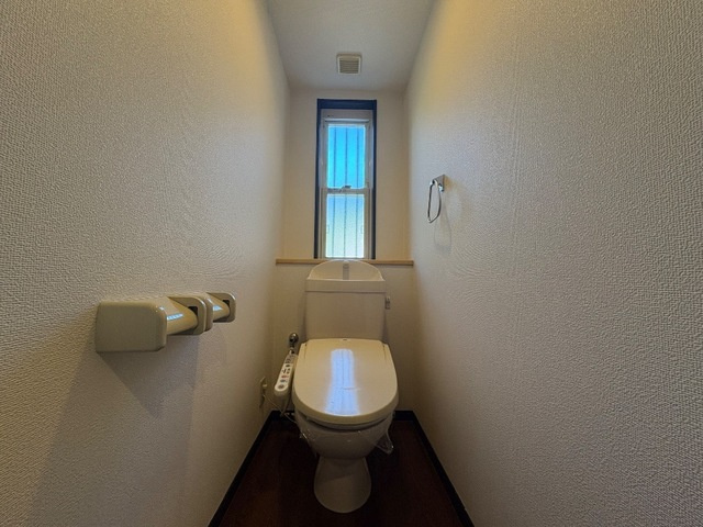 スカイヴィレッジ城南A棟のトイレ|※同タイプの部屋写真です