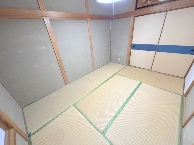 俵口町大久保借家の和室