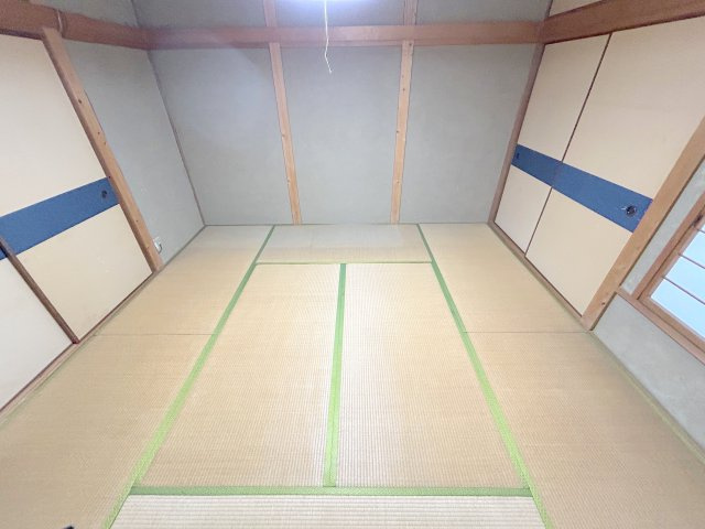 俵口町大久保借家の和室