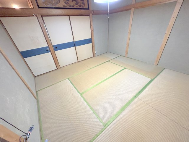 俵口町大久保借家の和室