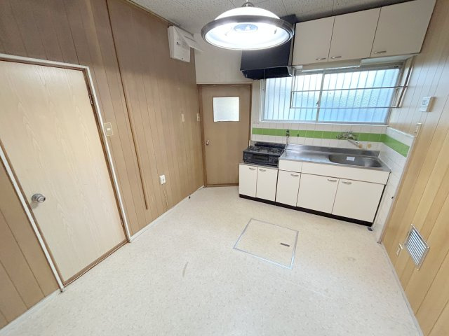 俵口町大久保借家のキッチン