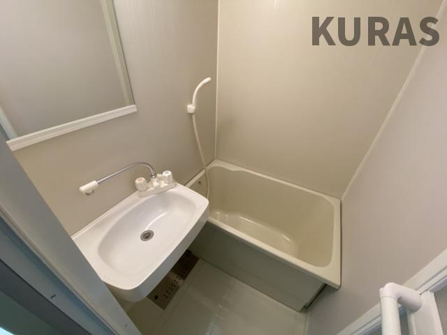 ダンディライオン東灘の浴室