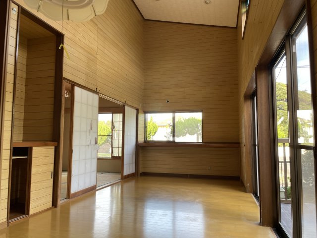 松ヶ谷ロ2754中古戸建の居間・リビング