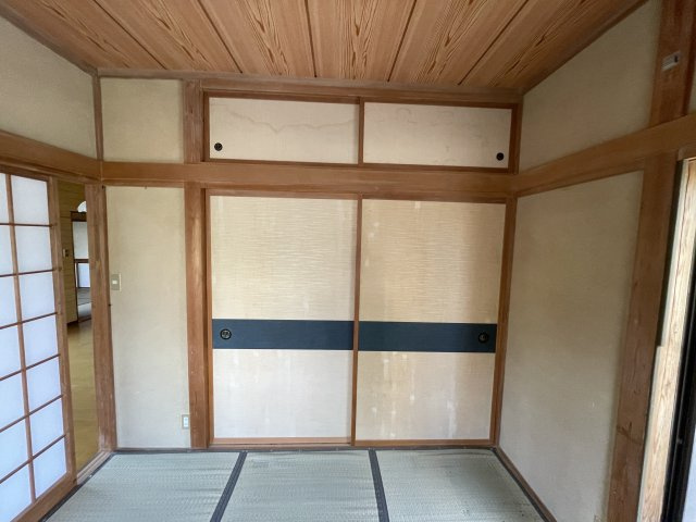 松ヶ谷ロ2754中古戸建の収納