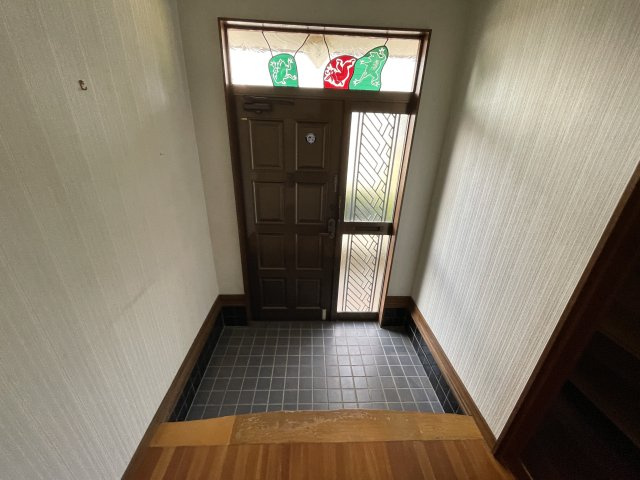 松ヶ谷ロ2754中古戸建の玄関
