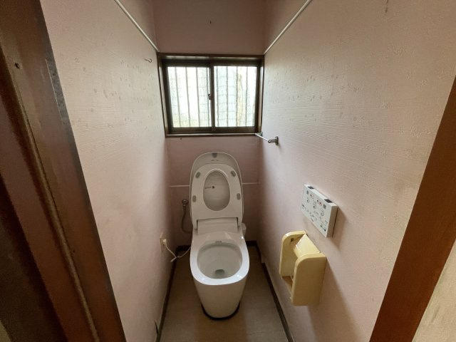 松ヶ谷ロ2754中古戸建のトイレ