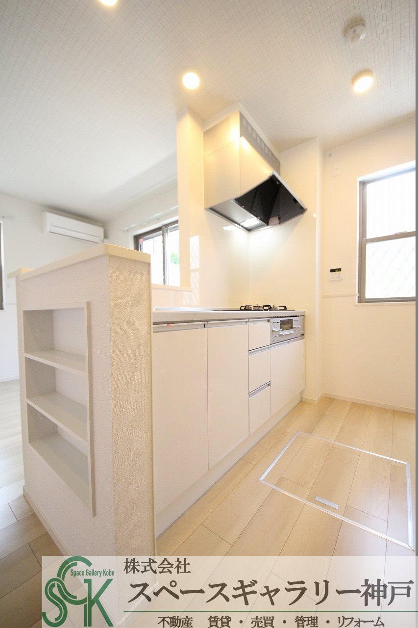 シャン・ド・プレールAのキッチン|※お部屋により仕様が異なる場合があります。