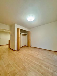 【洋室】 | ライオンズマンション鳥飼