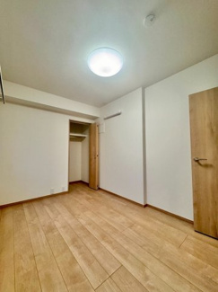 【洋室】 | ライオンズマンション鳥飼