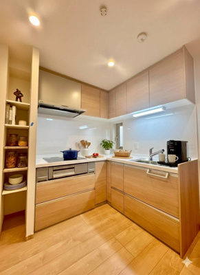 【キッチン】 | ライオンズマンション鳥飼 | ※家具はイメージです。