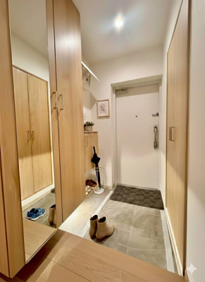 【玄関】 | ライオンズマンション鳥飼 | ※家具はイメージです。