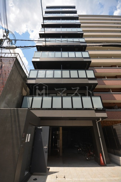 大阪市西区新町４丁目の賃貸マンションの外観