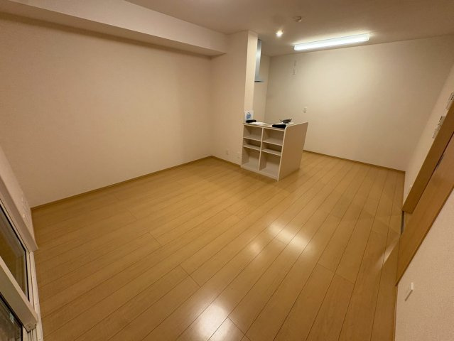 ファミーユA棟の居間・リビング