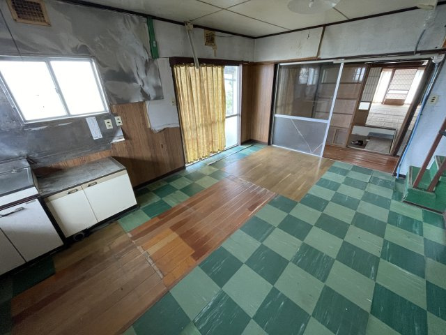 南今泉4881戸建ての洋室